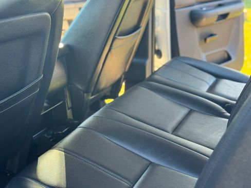Used 2012 Chevrolet Silverado 1500 LT image 4