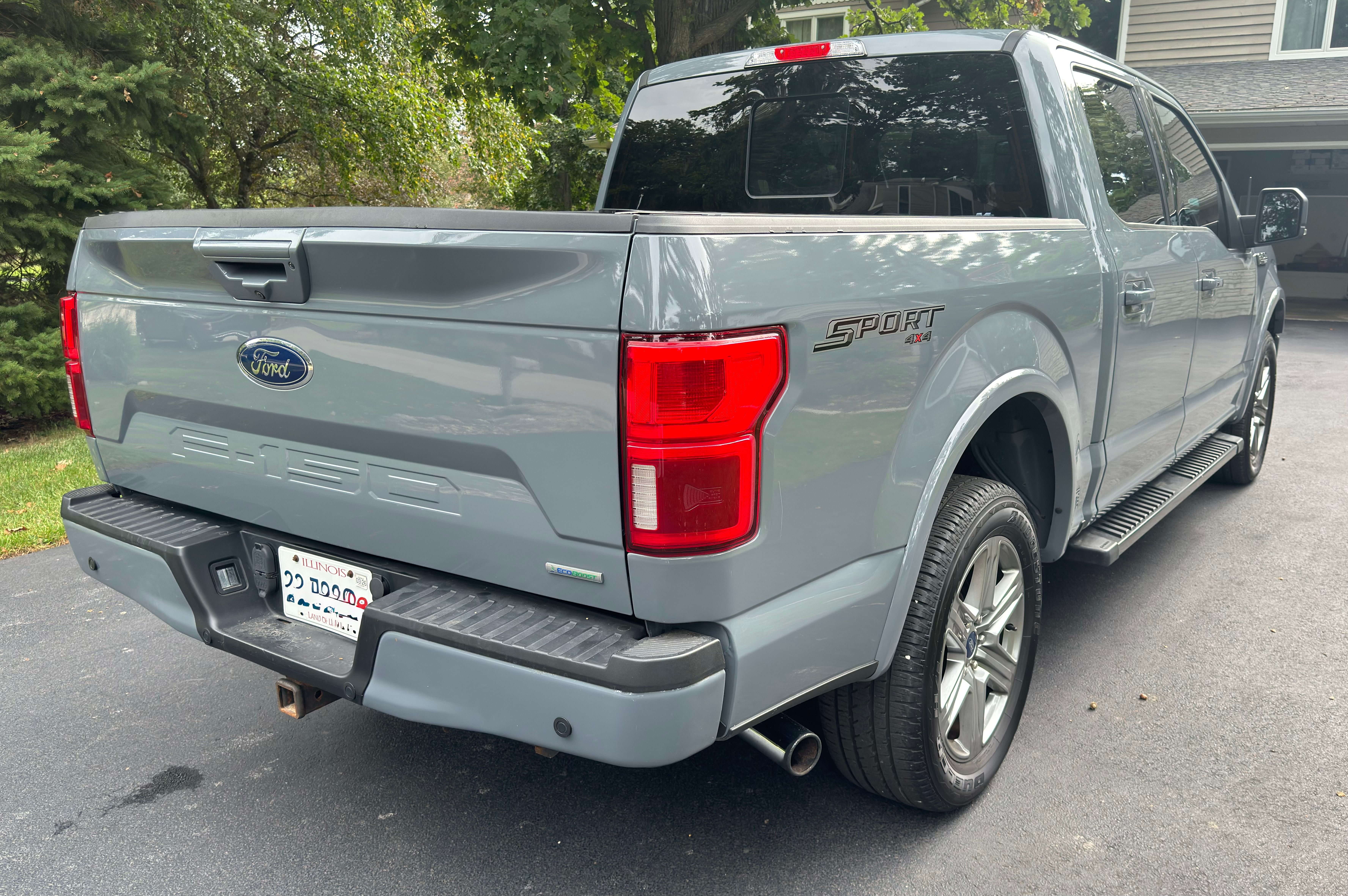 Used 2019 Ford F150 Lariat w/ Equipment Group 502A Luxury AWD/4WD image 4