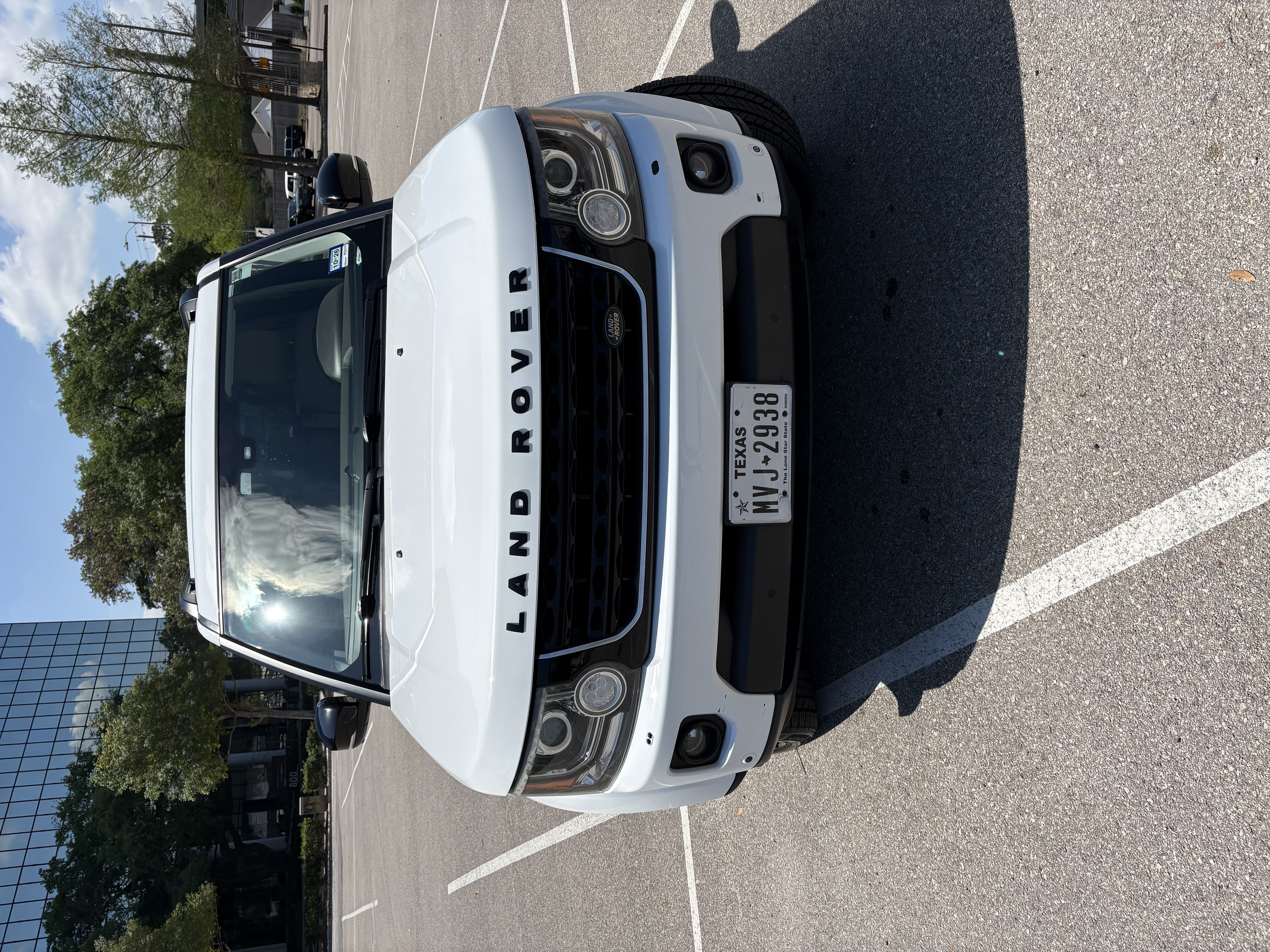 Used 2016 Land Rover LR4 HSE Silver Edition AWD/4WD image 5