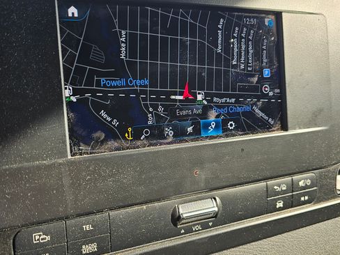 Used 2019 Freightliner Sprinter 3500 image 16