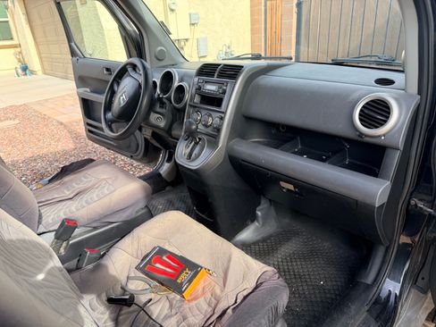 Used 2005 Honda Element LX image 9