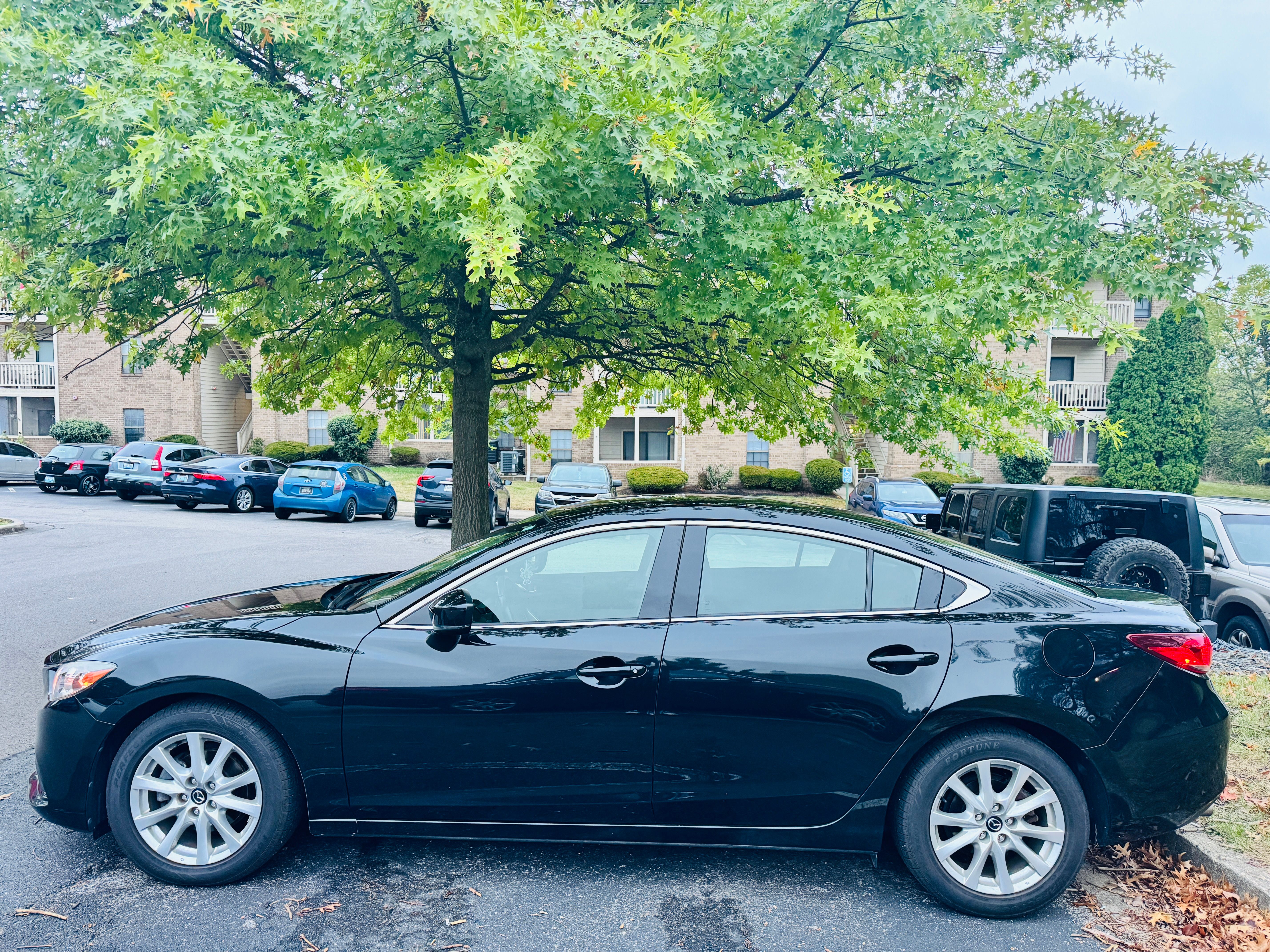 Used 2017 MAZDA MAZDA6 Sport FWD image 2