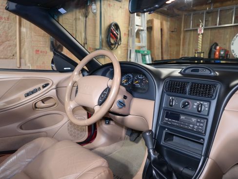 Used 1997 Ford Mustang GT RWD image 11