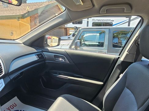 Used 2015 Honda Accord LX image 8