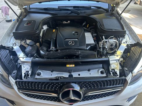 Used 2019 Mercedes-Benz GLC 300 4MATIC Coupe image 12