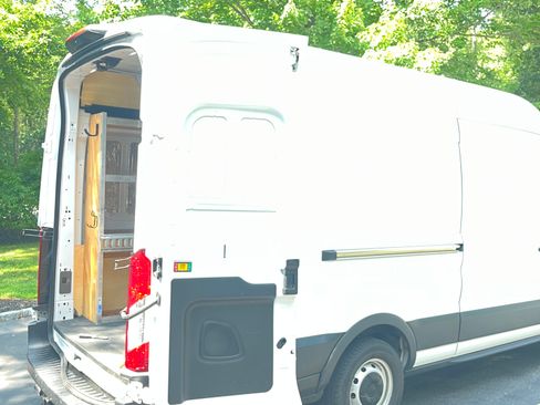Used 2022 Ford Transit 250 148 High Roof Extended RWD image 24