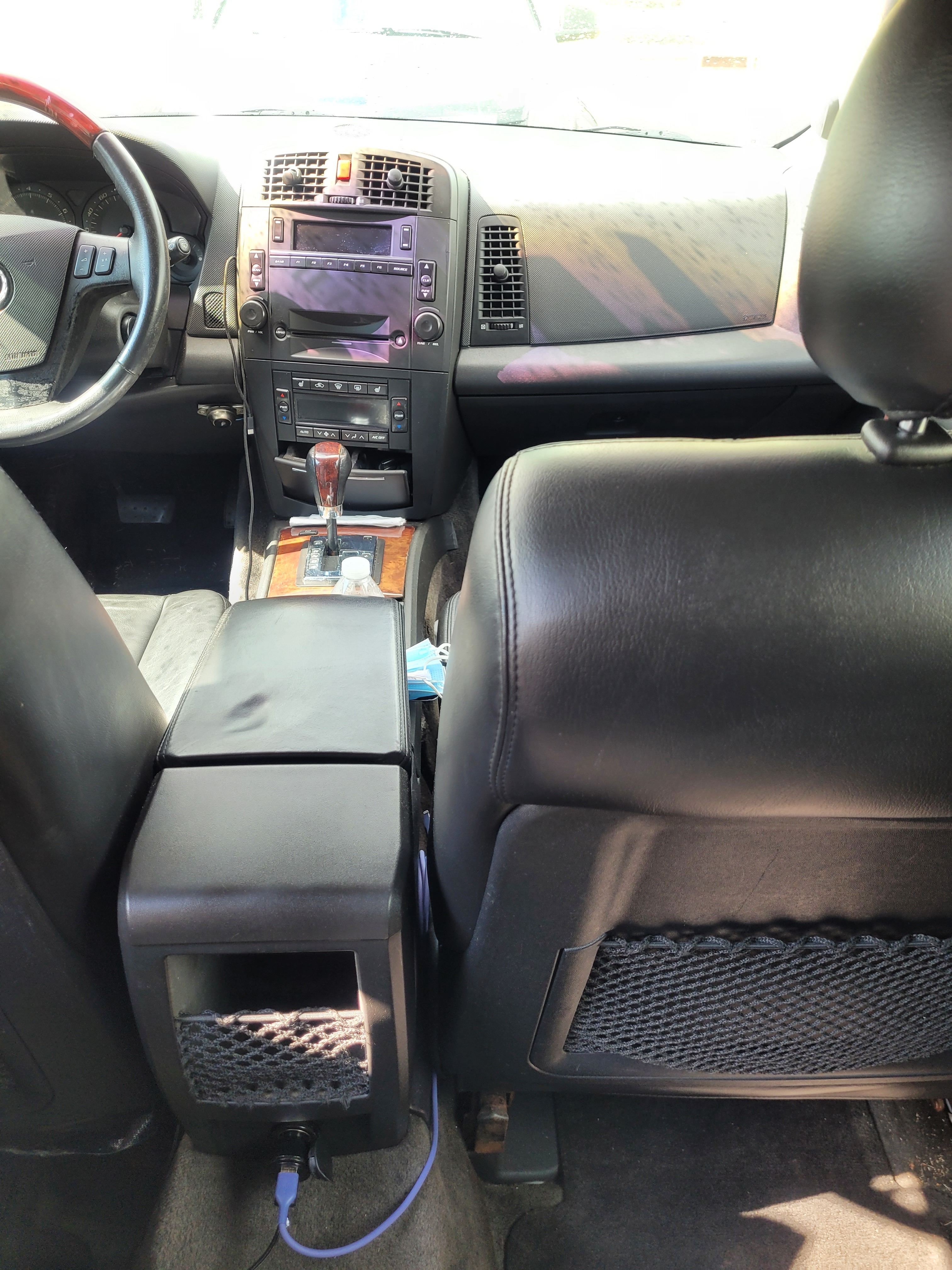 Used 2004 Cadillac SRX w/ Preferred Equipment Group AWD/4WD image 5