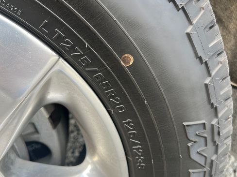 Used 2020 Chevrolet Silverado 2500 LTZ image 24