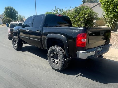 Used 2011 Chevrolet Silverado 1500 LT w/ All-Star Edition AWD/4WD image 11