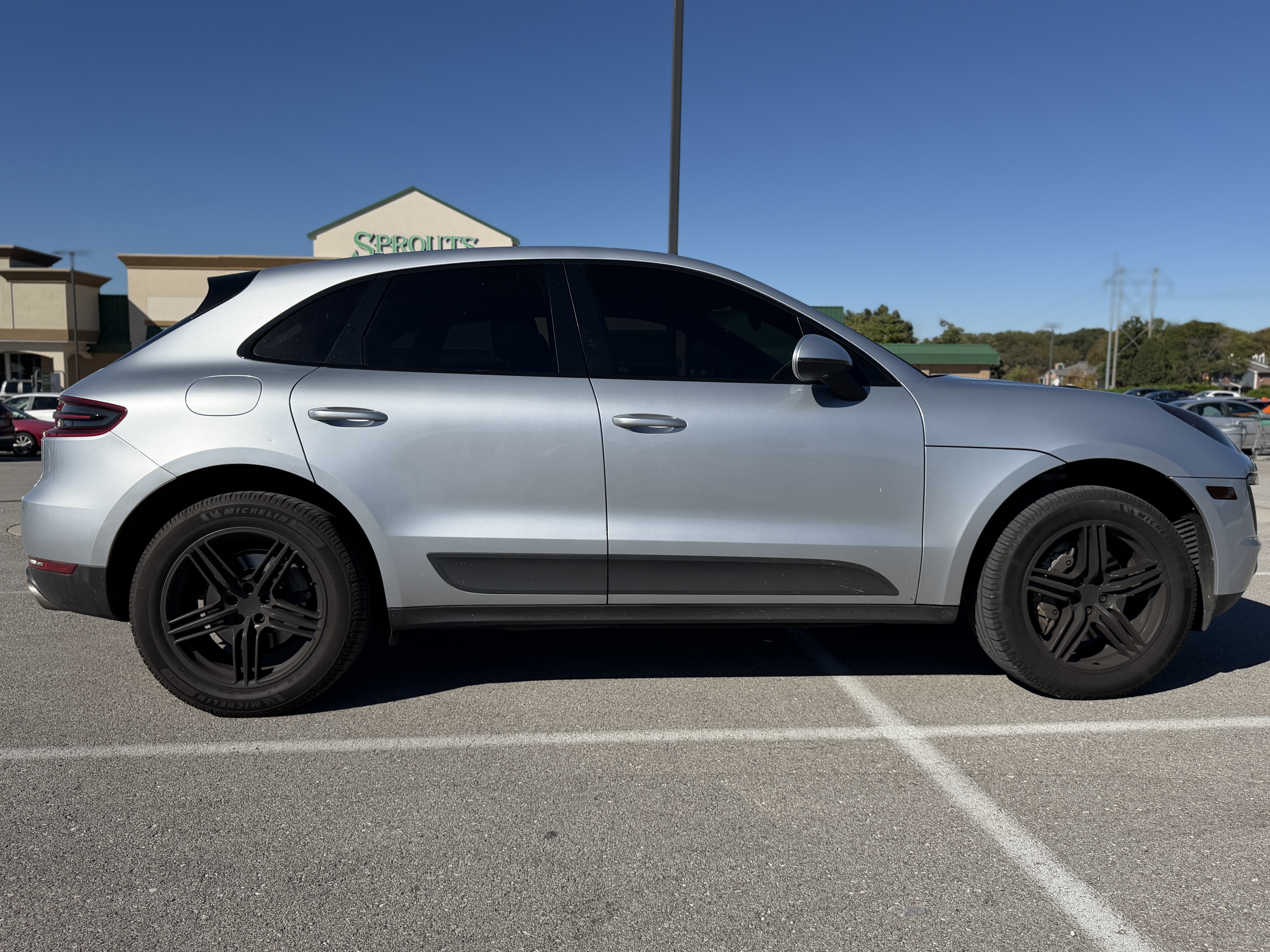 Used 2015 Porsche Macan S AWD/4WD image 29