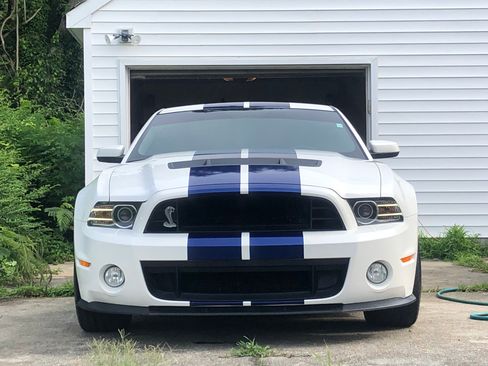 Used 2013 Ford Mustang Shelby GT500 image 2