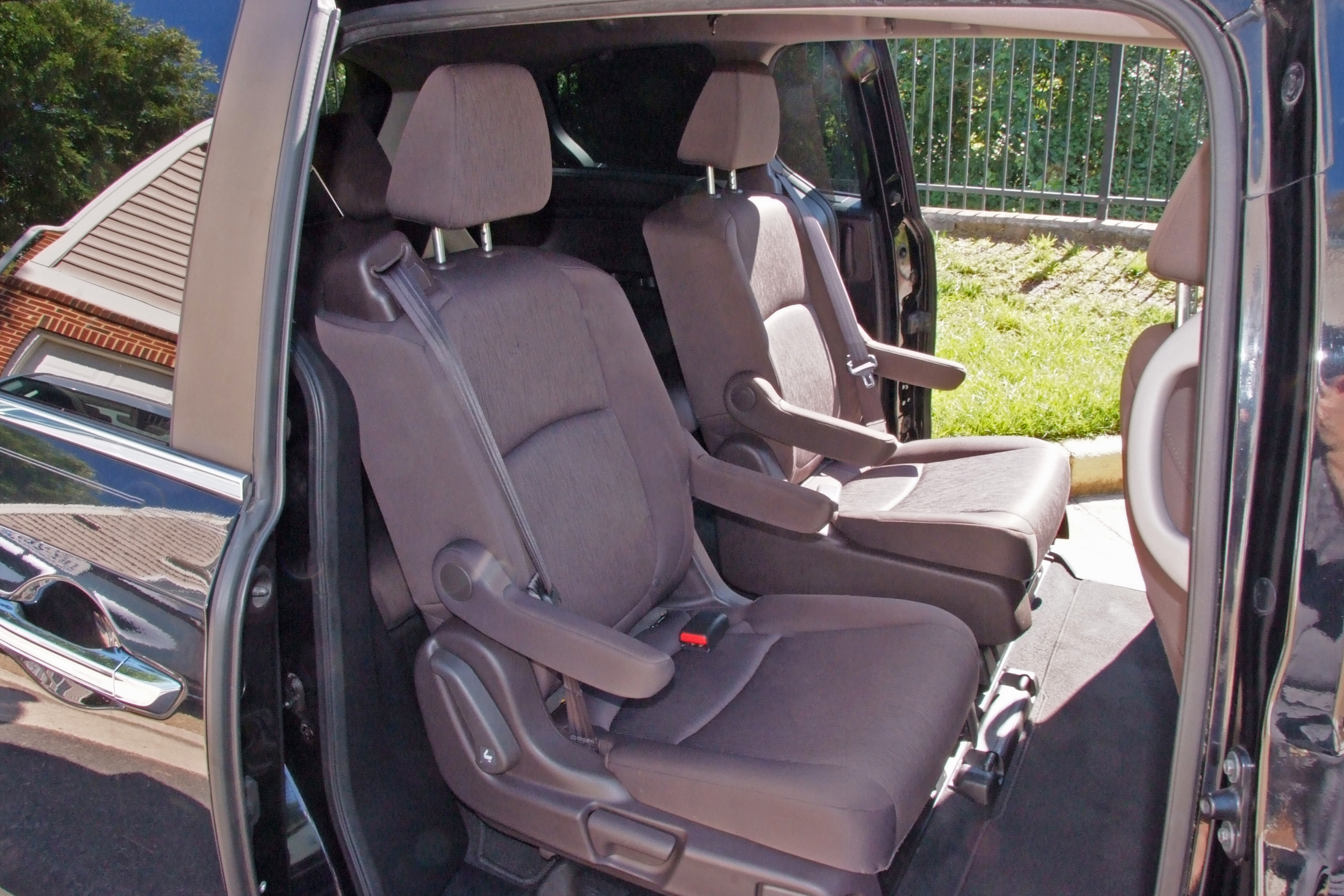 Used 2018 Honda Odyssey EX image 19