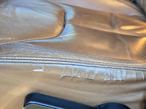 Used 2013 Jeep Wrangler Unlimited Sahara image 15