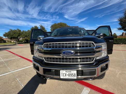 Used 2019 Ford F150 Lariat w/ Equipment Group 502A Luxury image 4
