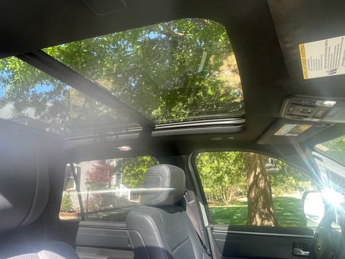 Used 2024 Toyota Sequoia Platinum image 19