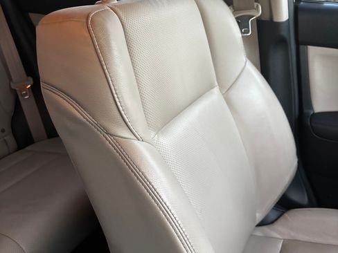 Used 2016 Honda CR-V Touring image 9