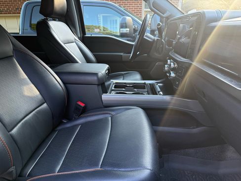 Used 2025 Ford F250 Lariat w/ Lariat Ultimate Package AWD/4WD image 8