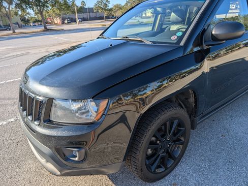 Used 2015 Jeep Compass Sport w/ Power Value Group image 14