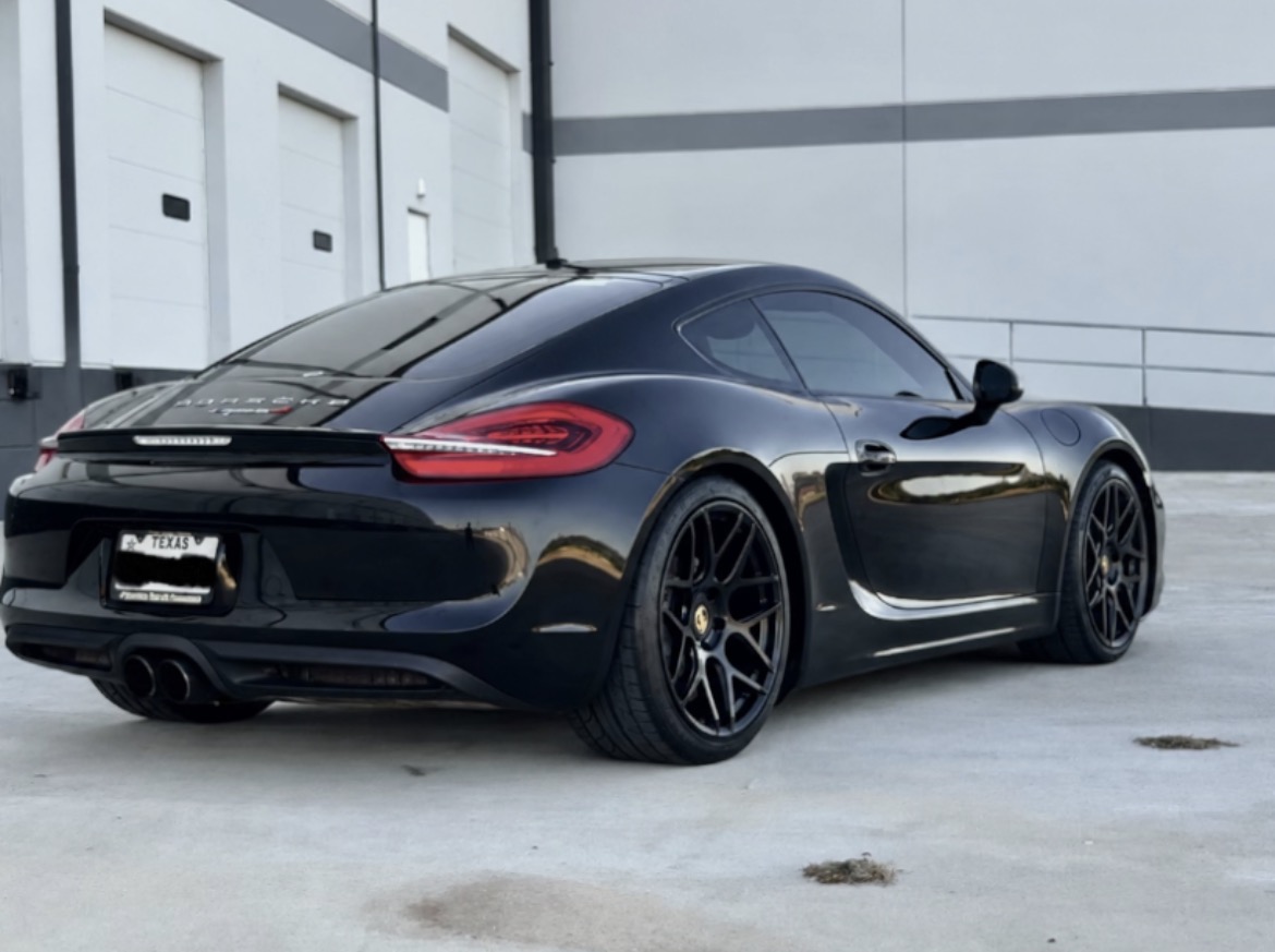 Used 2016 Porsche Cayman RWD image 18
