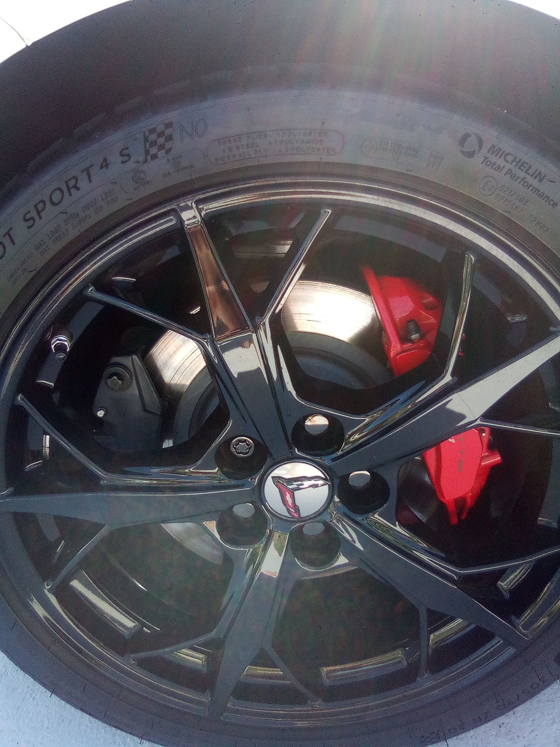 Used 2020 Chevrolet Corvette Stingray Premium Cpe w/ 3LT Preferred Equipment Group RWD image 16