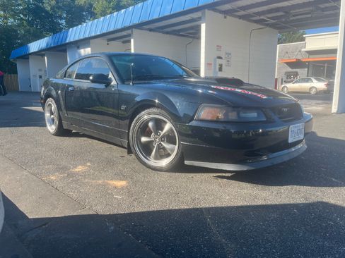 Used 2001 Ford Mustang GT image 1