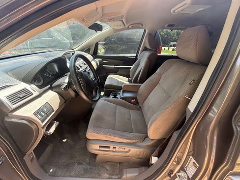 Used 2016 Honda Odyssey SE image 6