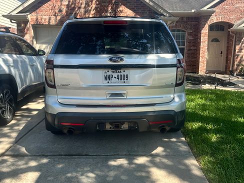 Used 2013 Ford Explorer Sport AWD/4WD image 6