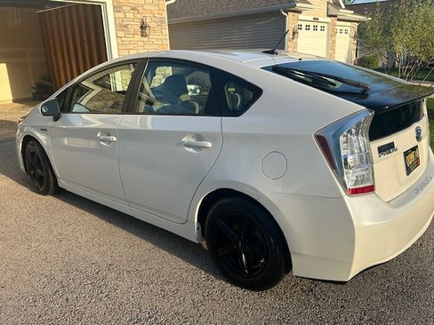 Used 2010 Toyota Prius FWD image 4