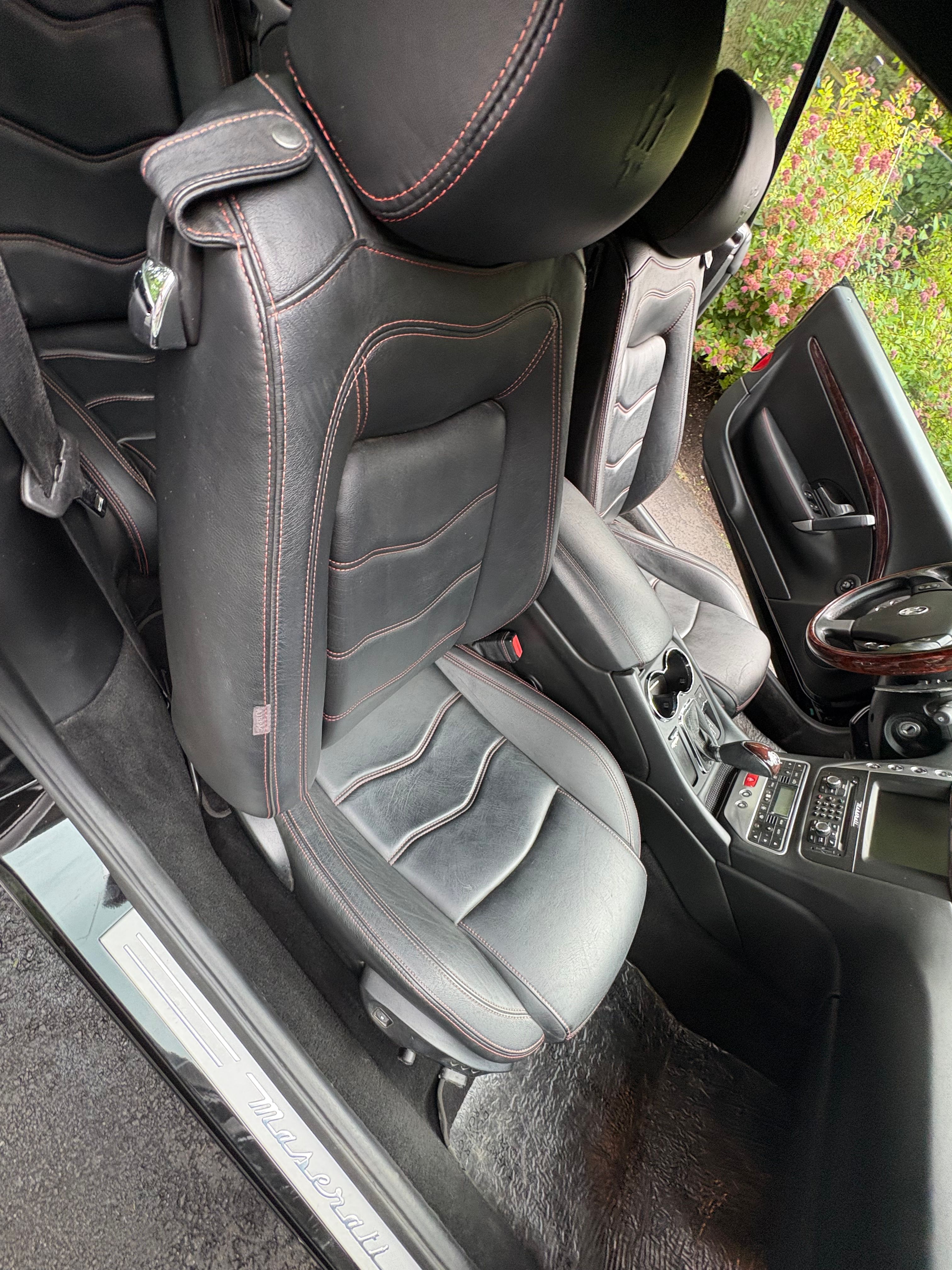 Used 2015 Maserati GranTurismo Convertible RWD image 21