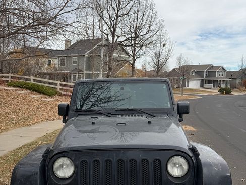 Used 2008 Jeep Wrangler Unlimited Sahara image 1