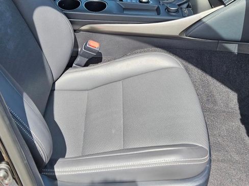Used 2016 Lexus IS 200t image 13