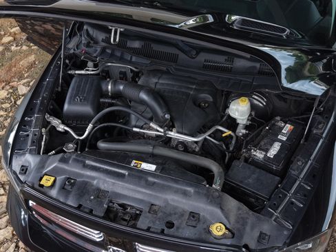 Used 2015 RAM 1500 Sport w/ Convenience Group AWD/4WD image 5