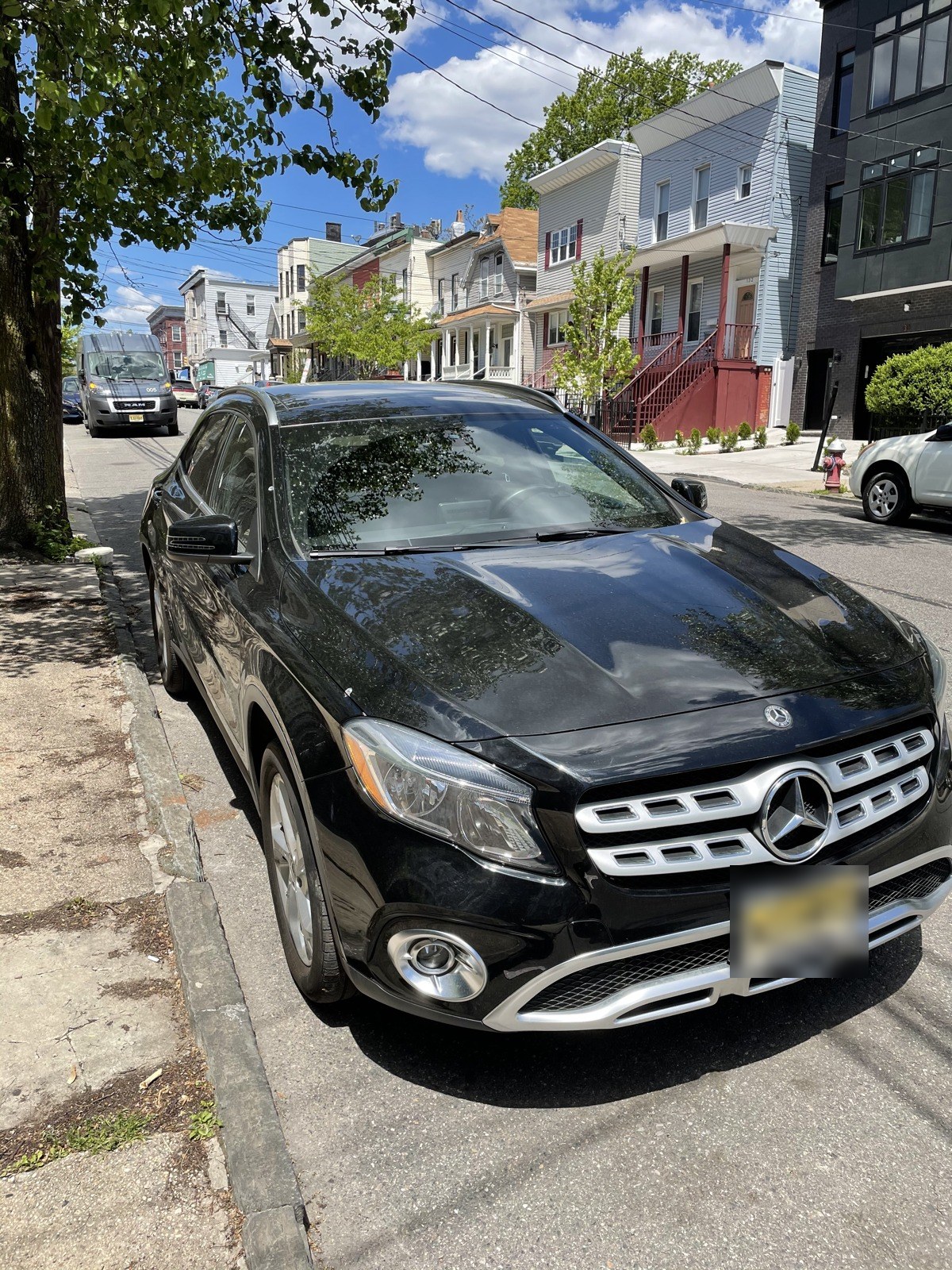 Used 2018 Mercedes-Benz GLA 250 4MATIC image 1