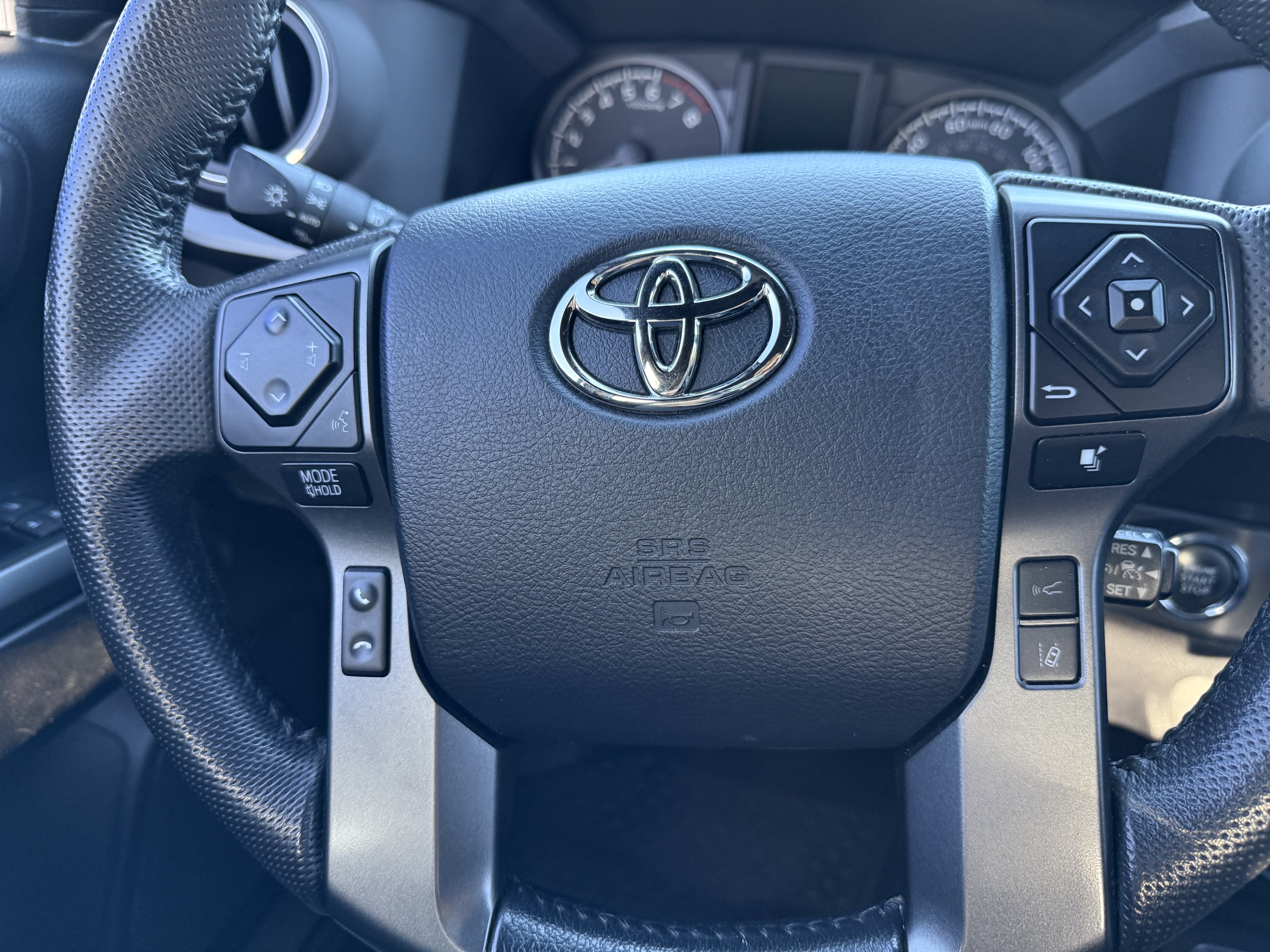 Used 2023 Toyota Tacoma TRD Sport w/ Advanced Technology Package AWD/4WD image 11