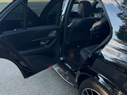 Used 2022 Mercedes-Benz GLE 350 4MATIC image 9