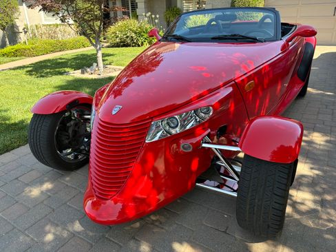 Used 1999 Plymouth Prowler RWD image 5