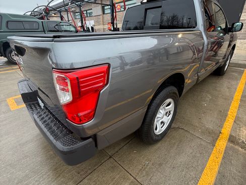 Used 2018 Nissan Titan S w/ S Utility Package image 16