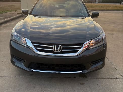 Used 2013 Honda Accord LX image 2