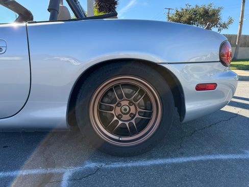 Used 1999 MAZDA MX-5 Miata image 29