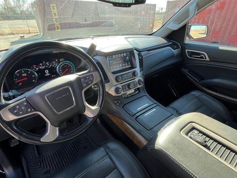 Used 2019 GMC Yukon Denali w/ Denali Ultimate Package image 6