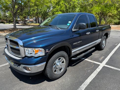Used 2004 Dodge Ram 2500 Truck SLT w/ Trailer Tow Group RWD image 5