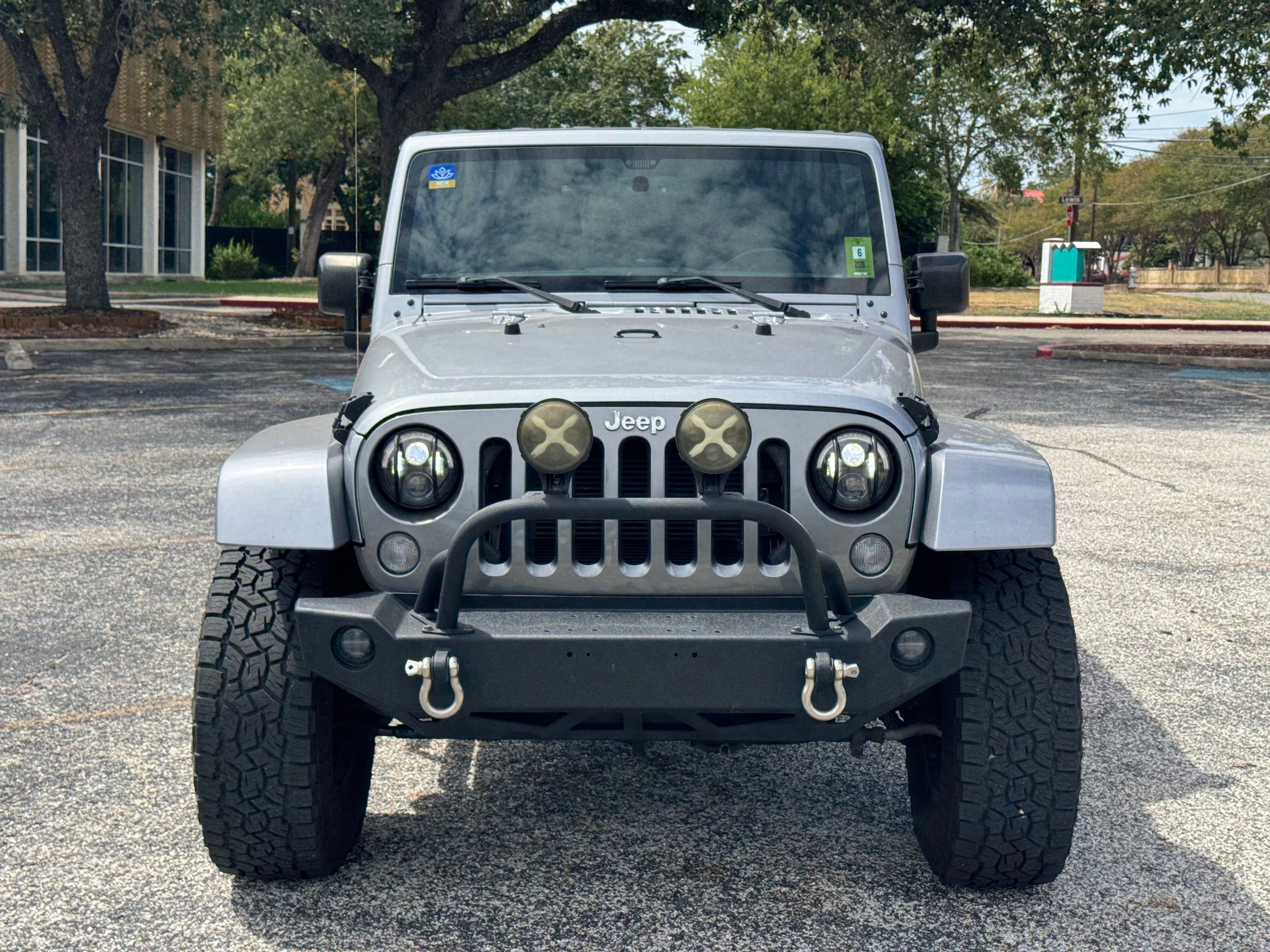 Used 2015 Jeep Wrangler Unlimited Sport AWD/4WD image 5