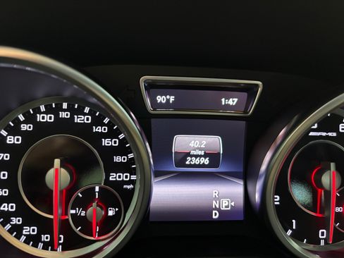 Used 2014 Mercedes-Benz ML 63 AMG 4MATIC image 15