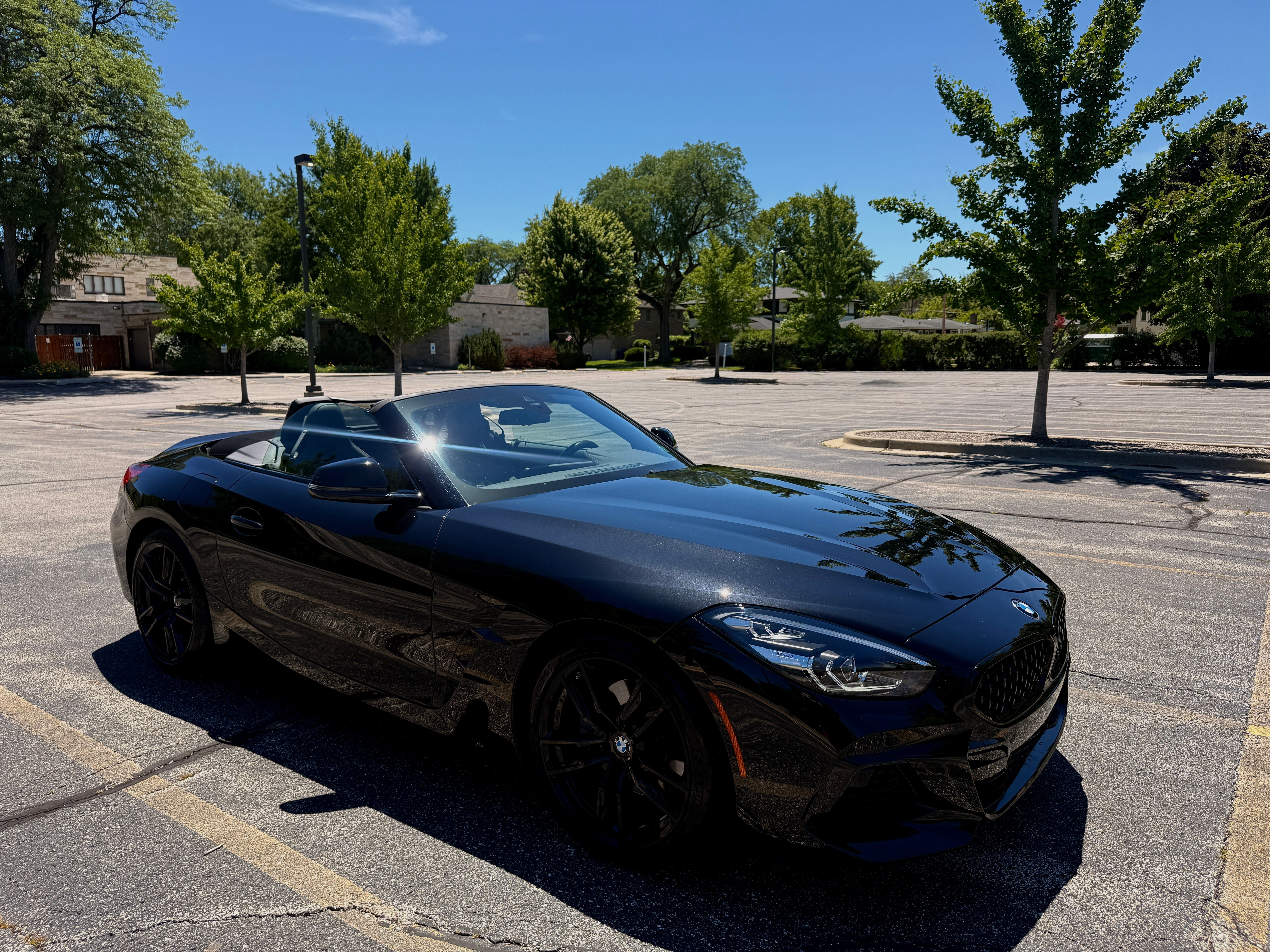 Used 2022 BMW Z4 sDrive30i w/ M Sport Package RWD image 5