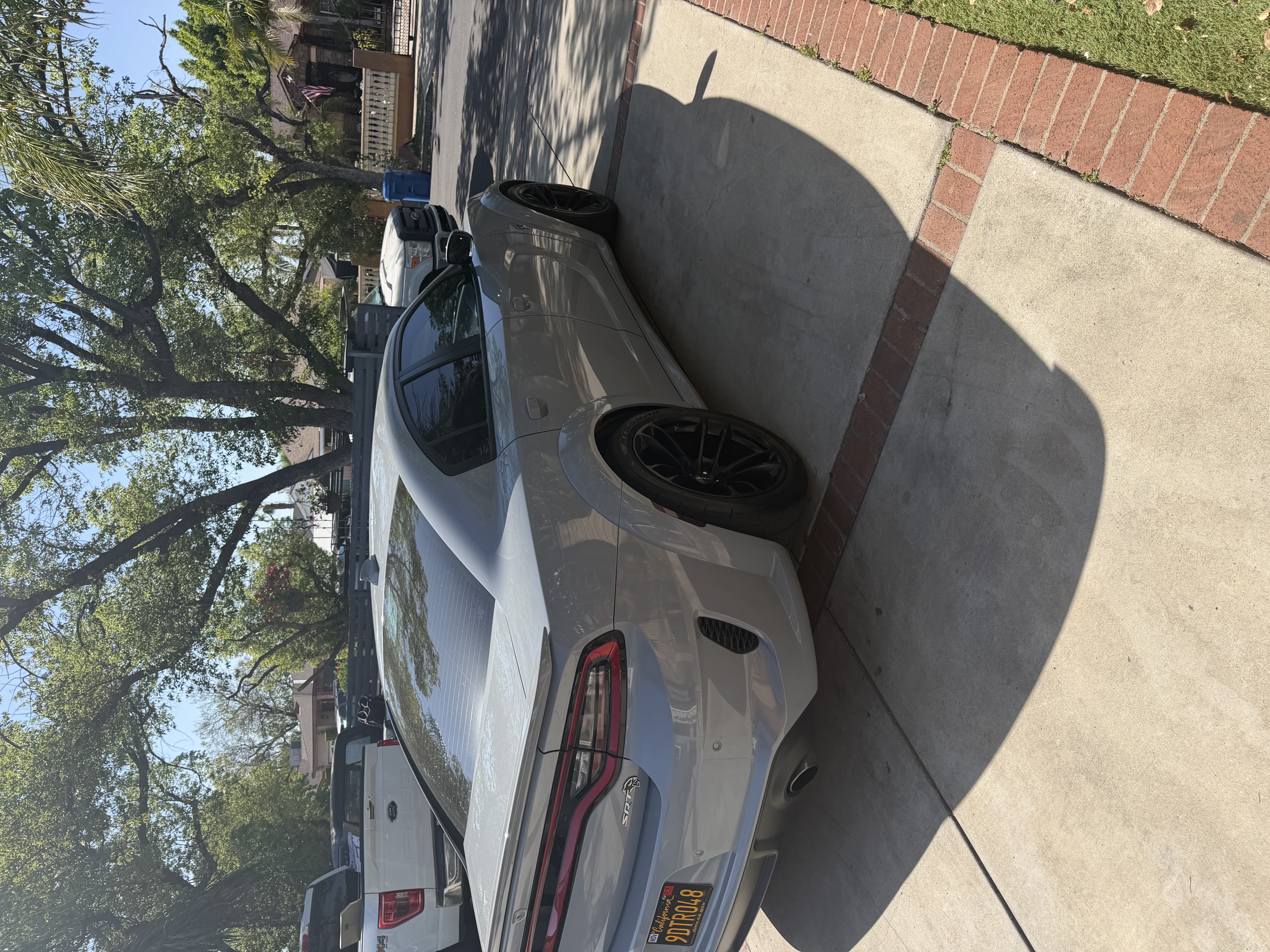 Used 2022 Dodge Charger SRT Hellcat RWD image 5