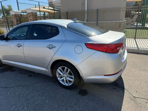Used 2013 Kia Optima LX FWD image 8