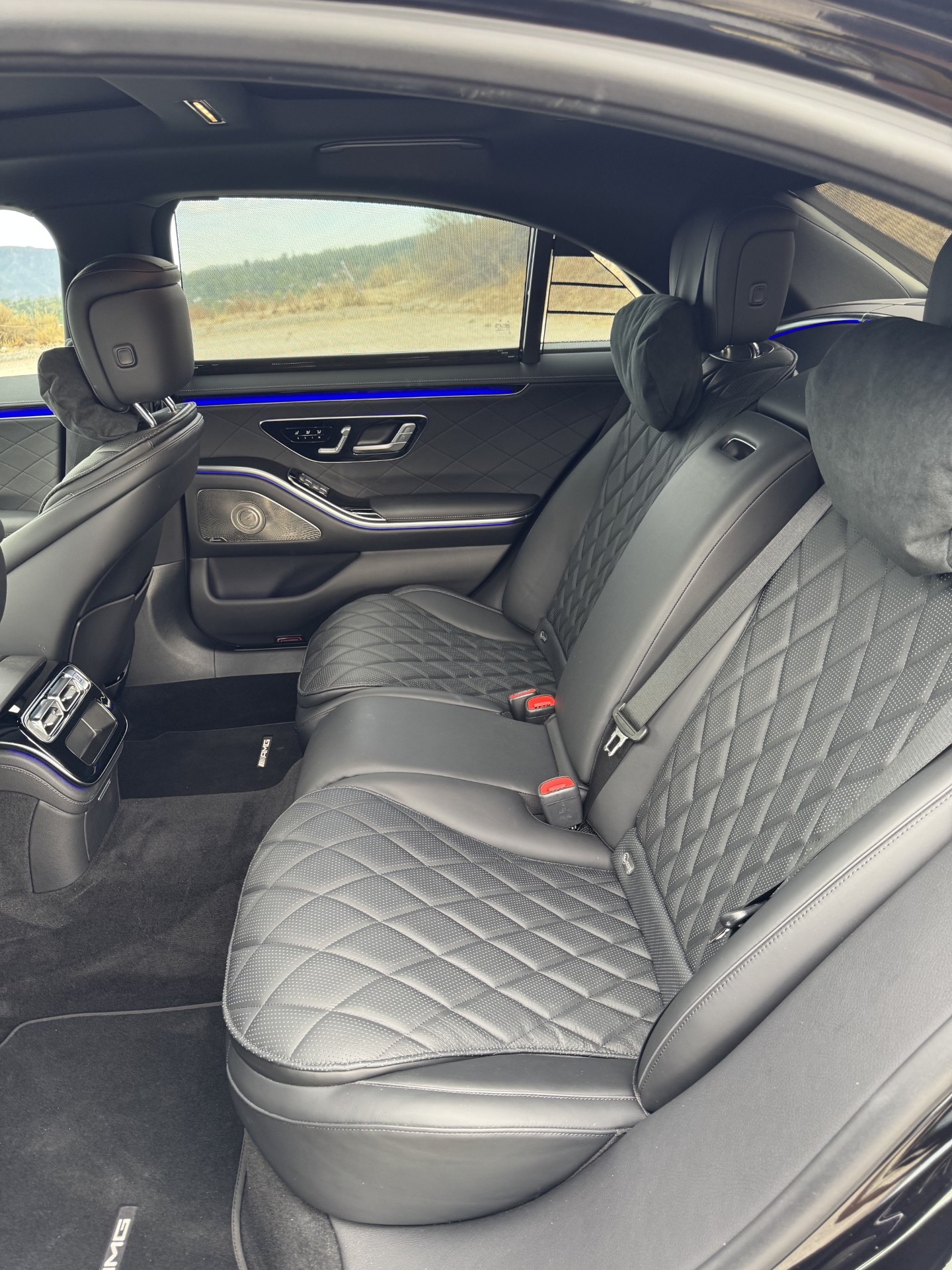 Used 2024 Mercedes-Benz S 580 4MATIC Sedan image 12
