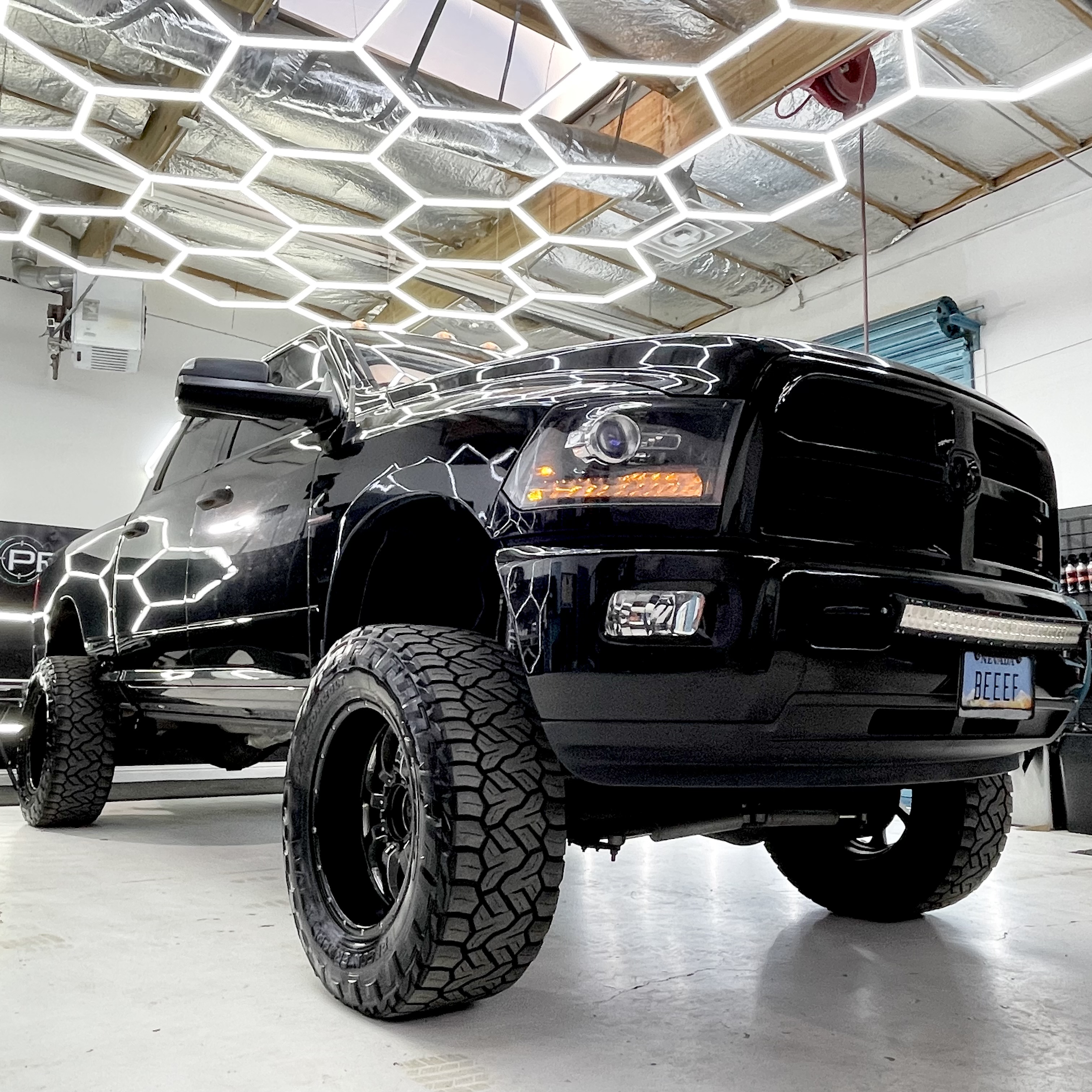 Used 2014 RAM 2500 Big Horn AWD/4WD image 2
