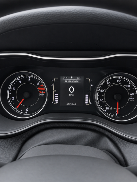 Used 2020 Jeep Cherokee Latitude Plus AWD/4WD image 9