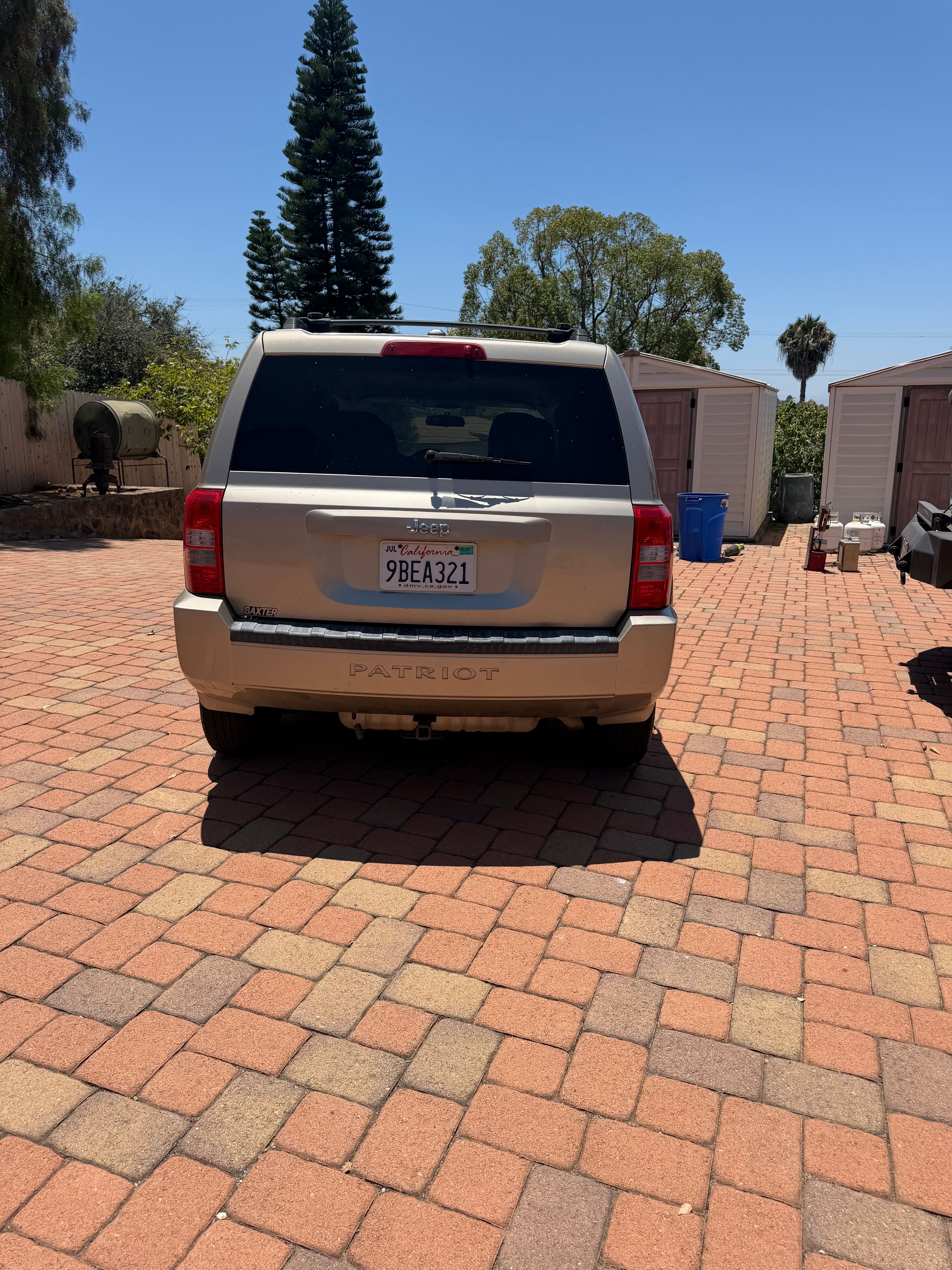 Used 2010 Jeep Patriot Latitude FWD image 3